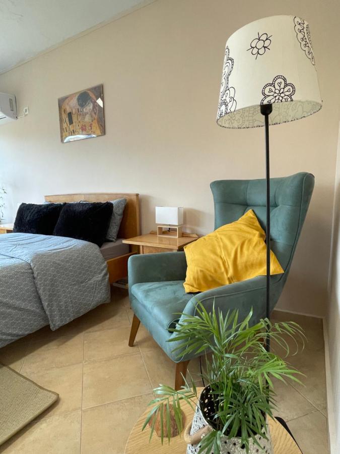 Cozy Apartment In Heart Athens Near Metro Fix 100M Eksteriør billede