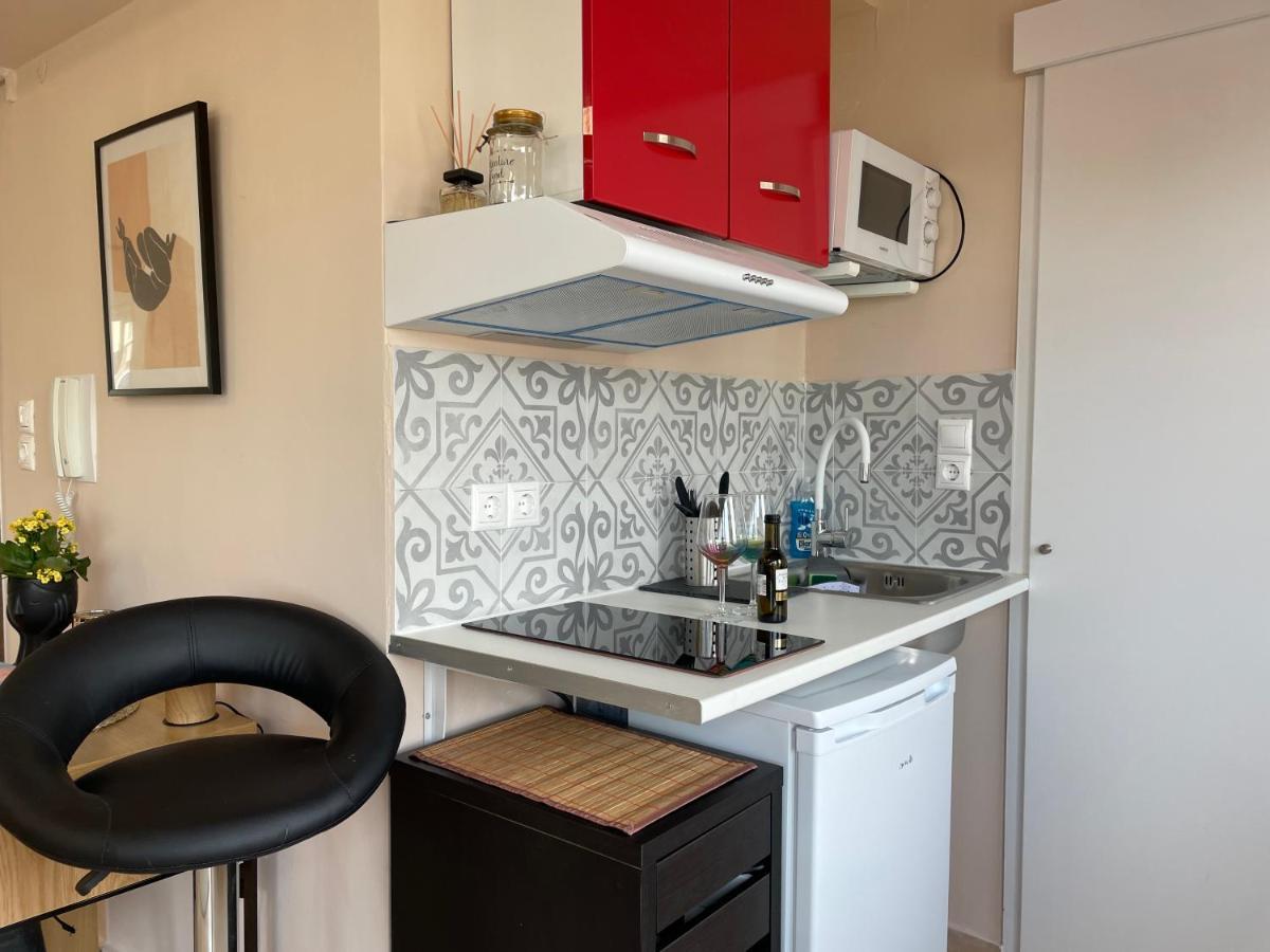 Cozy Apartment In Heart Athens Near Metro Fix 100M Eksteriør billede